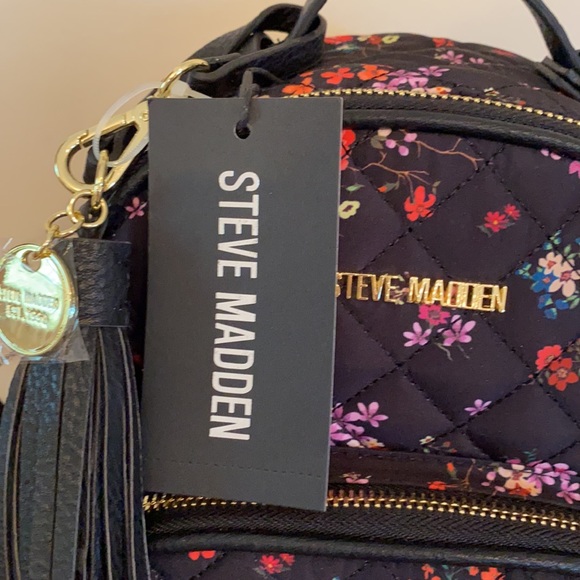 Steve Madden Black/Multi BBLOGO Backpack - Picture 10 of 10